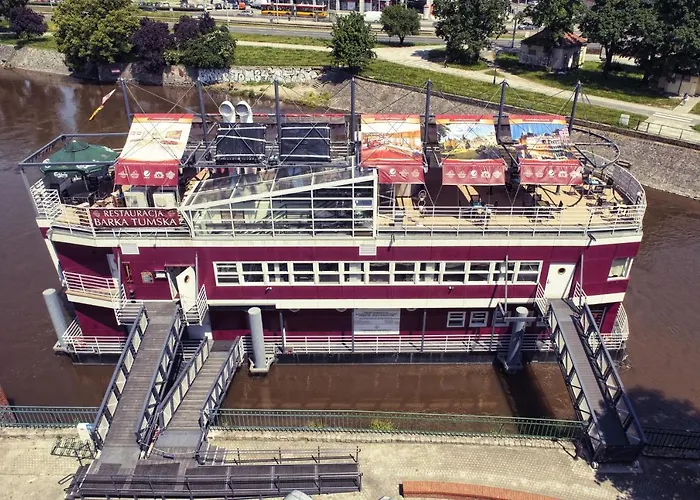 Schronisko Na Wyspie Hostel Wrocław